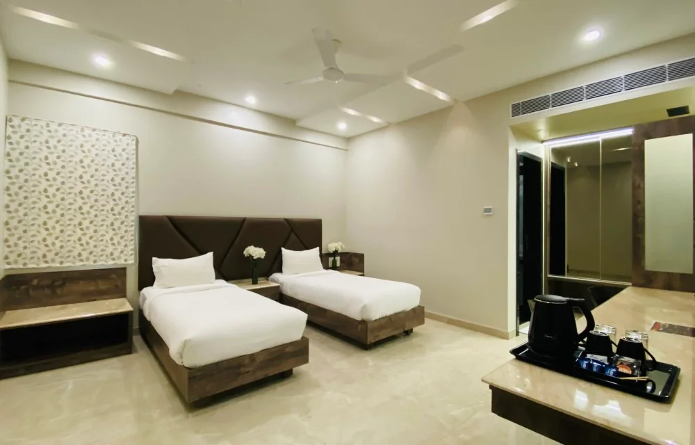 Sun shine hotel
