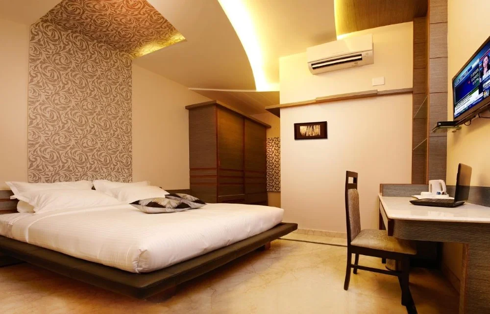 Sun shine hotel